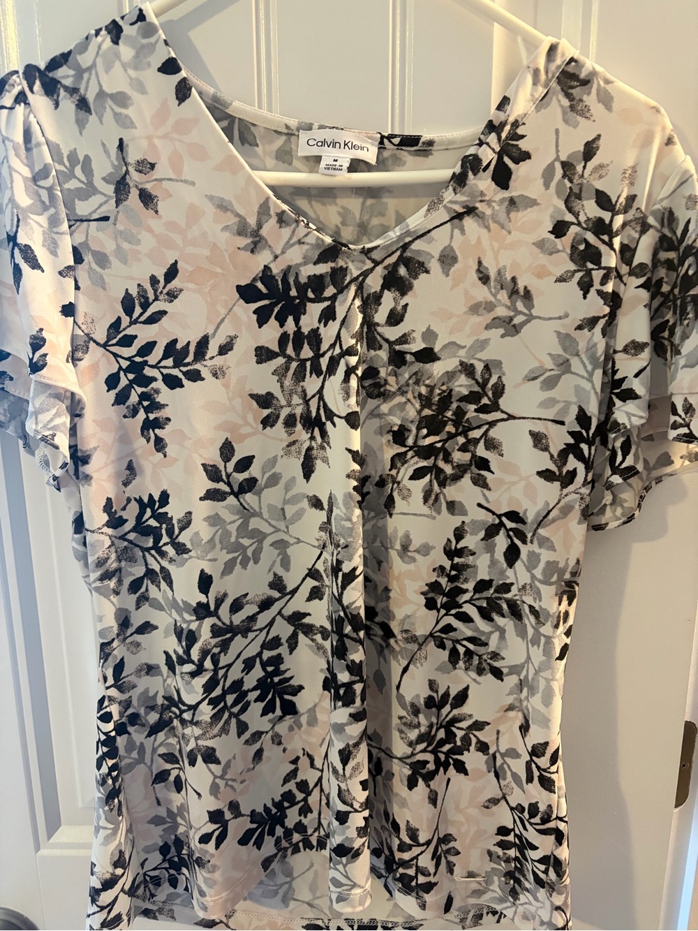 Calvin Klein Floral Short Sleeve Top in Cream, Black and Gray
